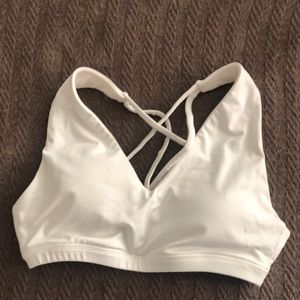 P’tula “Veronica” Embrace Sports Bra